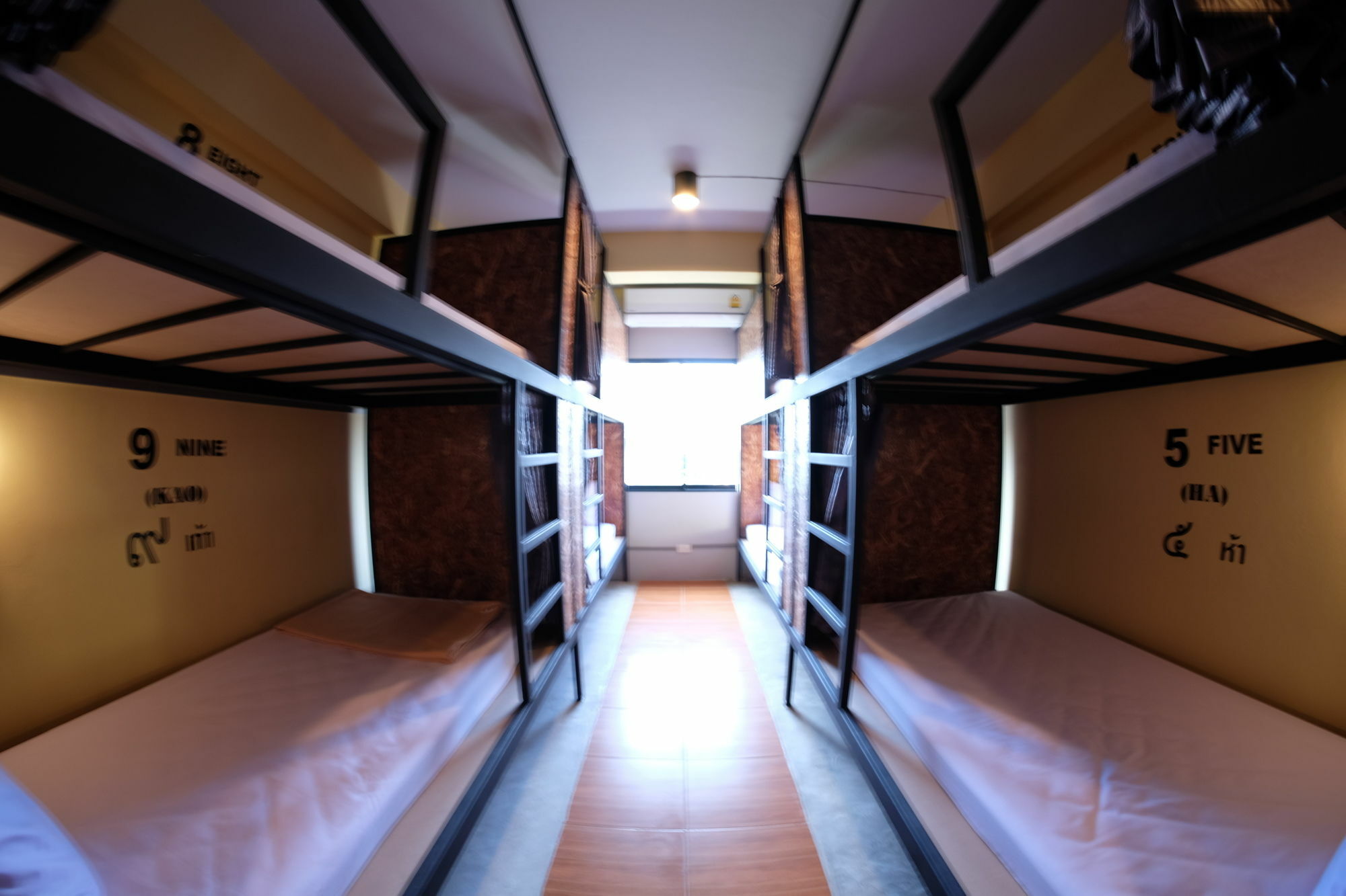 Hide Bangkok Hostel Dış mekan fotoğraf