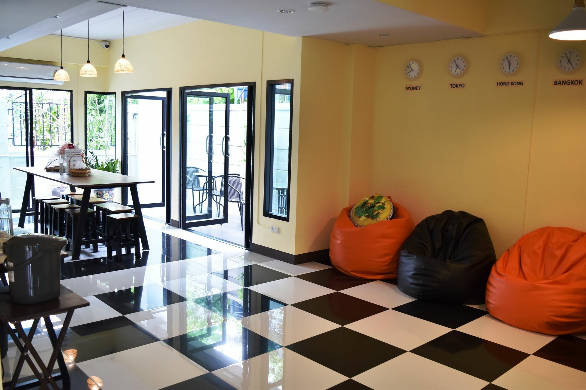 Hide Bangkok Hostel Dış mekan fotoğraf