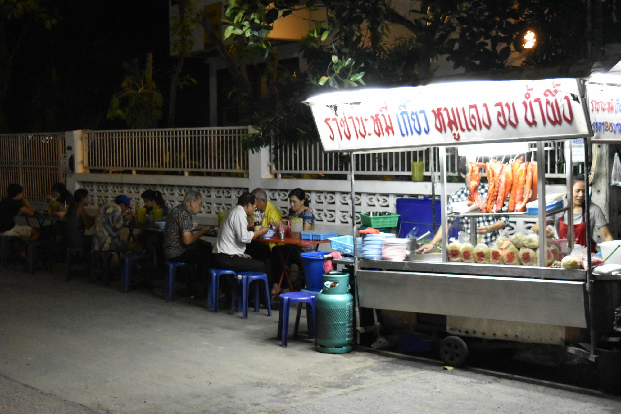 Hide Bangkok Hostel Dış mekan fotoğraf