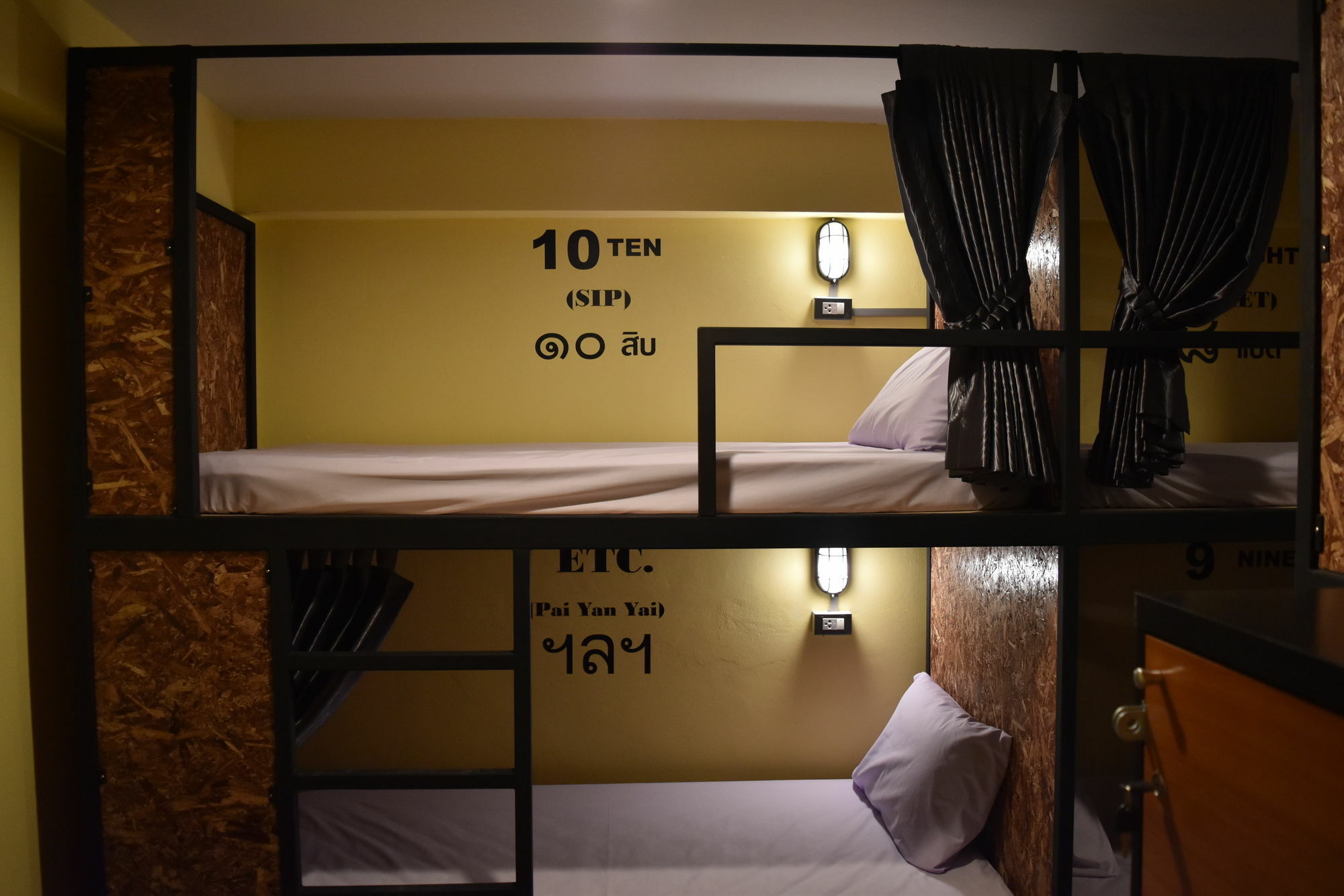 Hide Bangkok Hostel Dış mekan fotoğraf